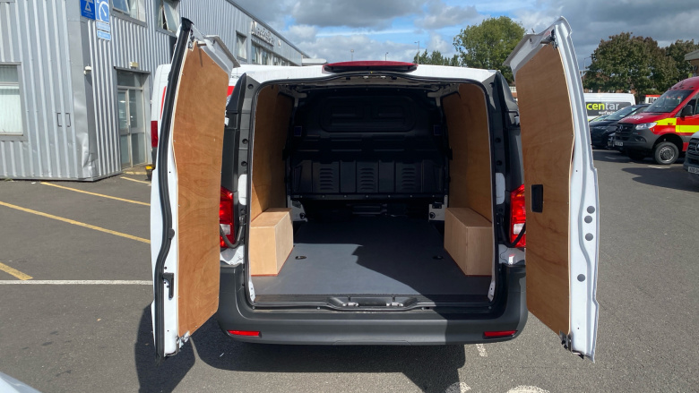 Mercedes-Benz Vito EL2 Electric Fwd 85kW 66kWh Pro Van Auto
